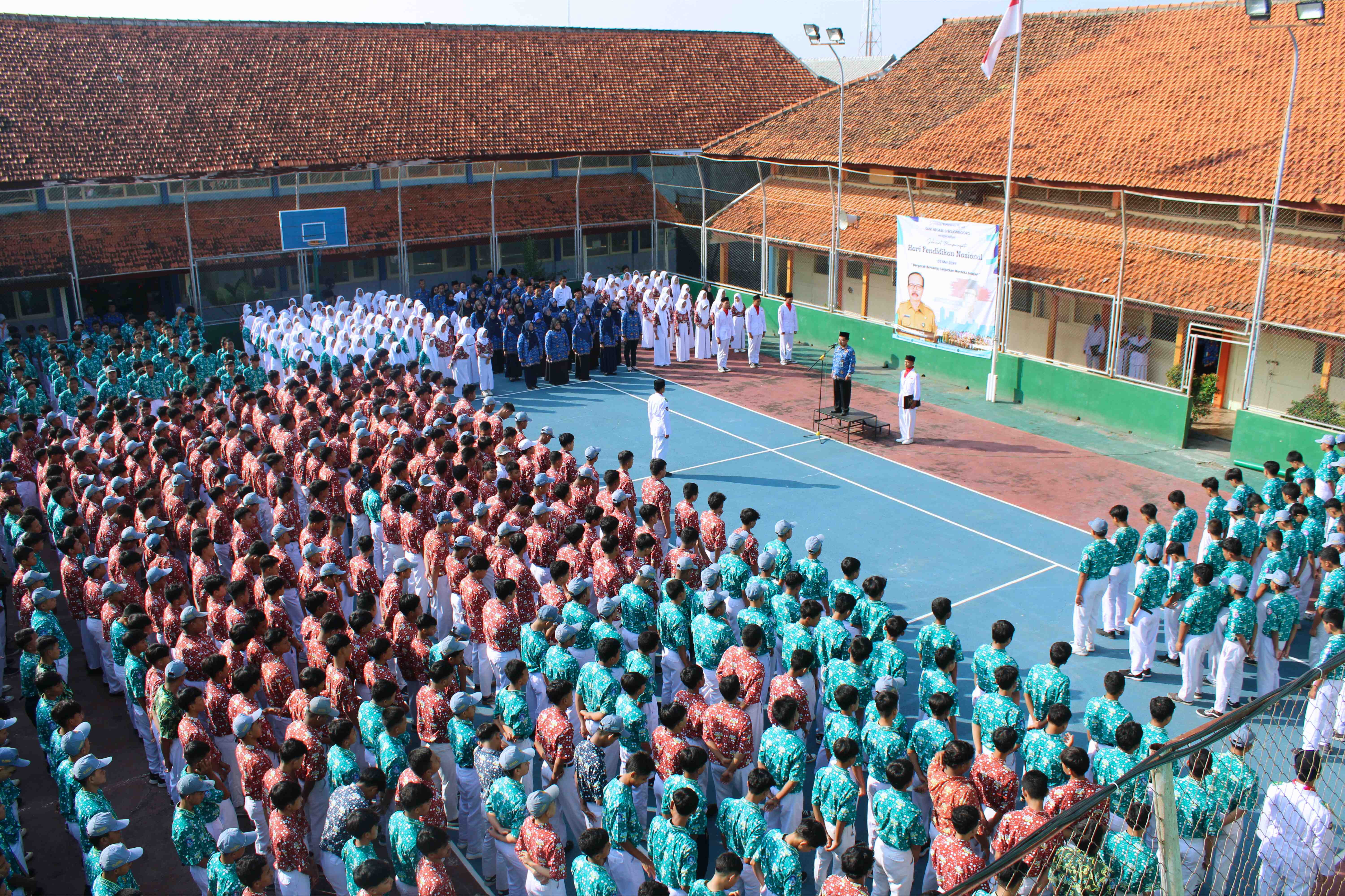 Upacara Bendera Hari Pendidikan Nasional (Hardiknas) 2024 SMK Negeri 3 Bojonegoro